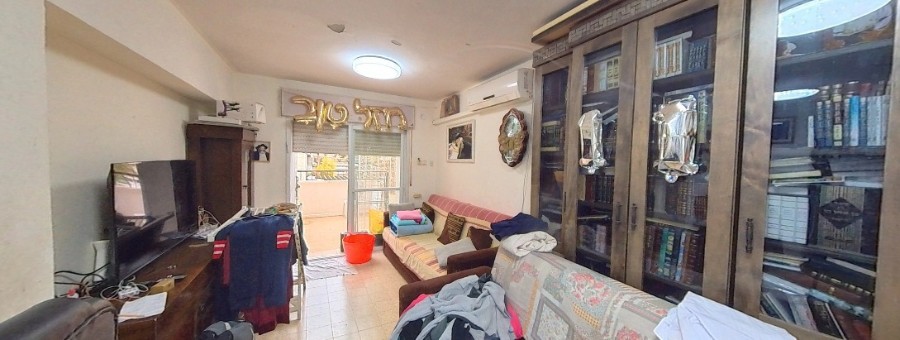 שיר"ן: דירה למכירה ברמות בירושלים
